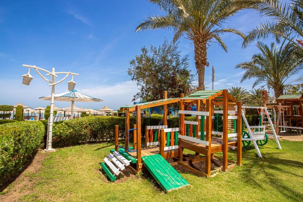 AMC Royal Hotel & Spa5