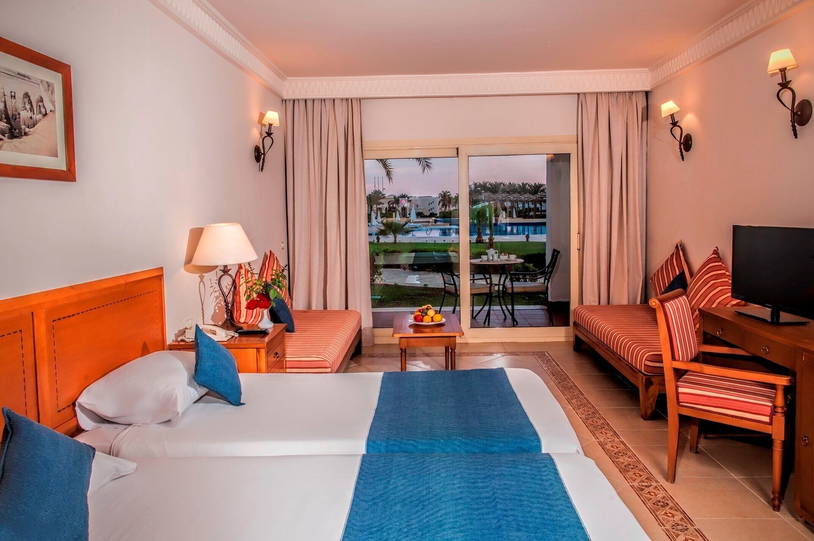 Continental Plaza Beach Resort9