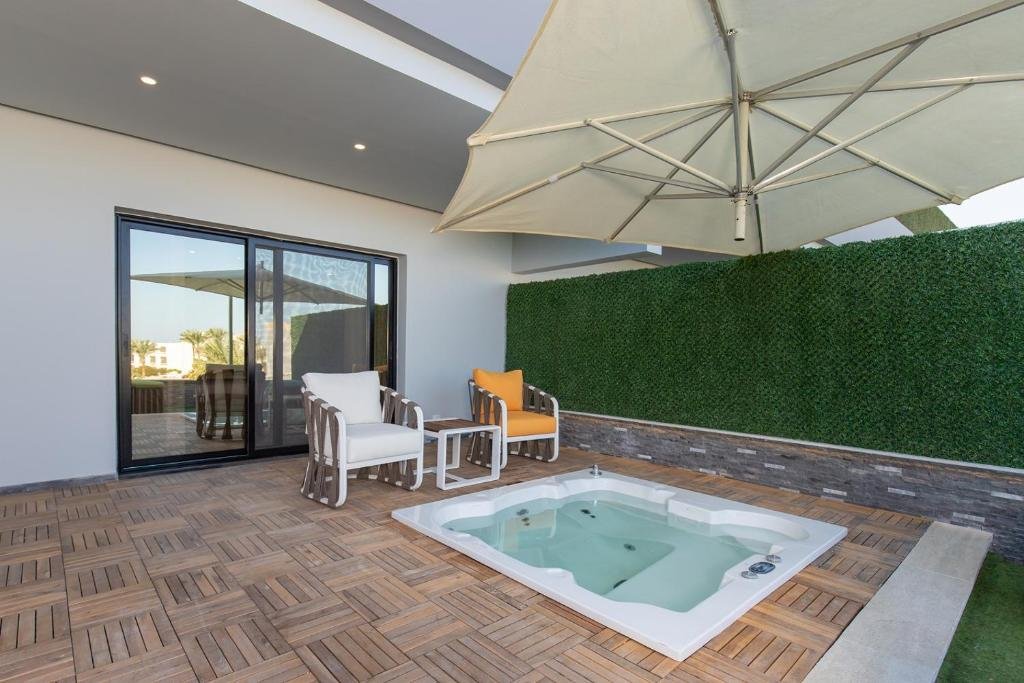 Long Beach Resort Hurghada11