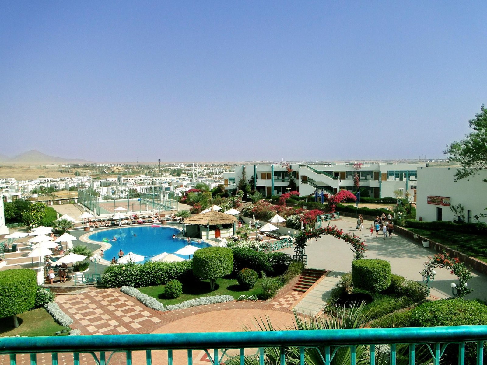 Sharm Holiday Resort5